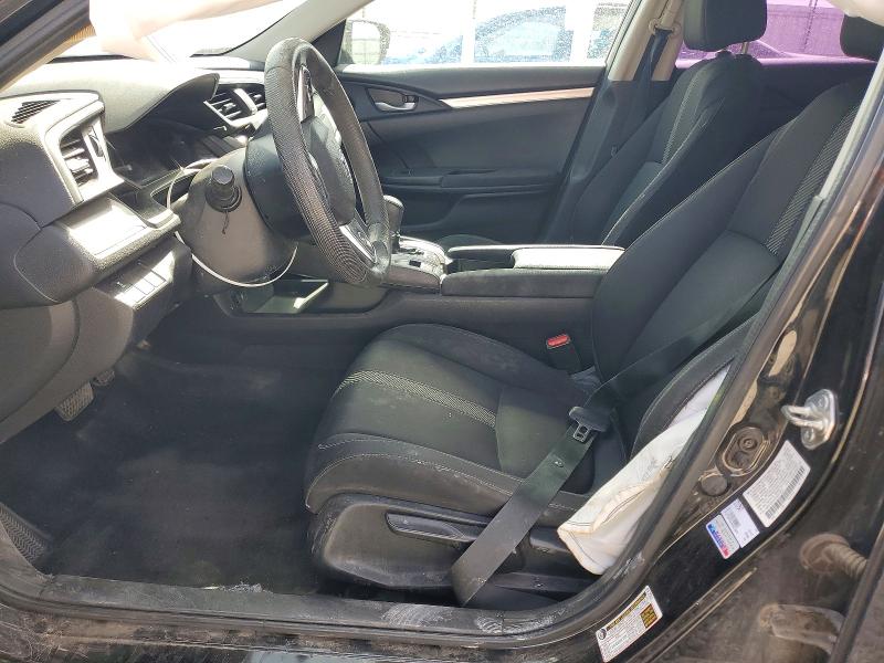 60307256 :رقم المزاد ، 2HGFC2F52JH521607 vin ، 2018 Honda Civic مزاد بيع