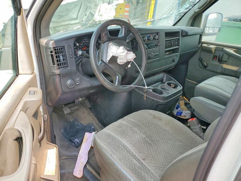 61301686 :رقم المزاد ، 1GCWGFBA2B1151207 vin ، 2011 Chevrolet Express G2500 مزاد بيع