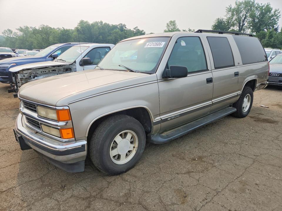 Продажа на аукционе авто 1999 Chevrolet Suburban, vin: 3GNEC16R3XG143255, номер лота: 61312606