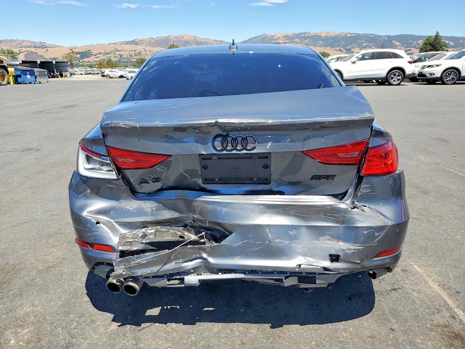 Продажа на аукционе авто 2015 Audi A3, vin: WAUCCGFF1F1075914, номер лота: 61902616