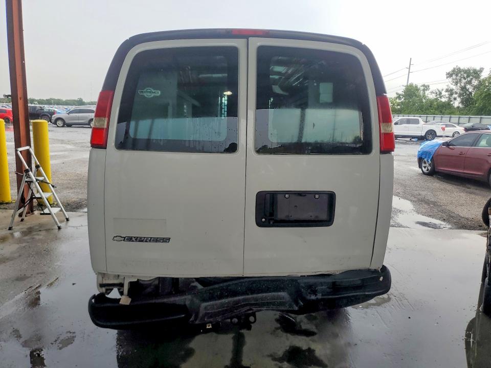 63010666 :رقم المزاد ، 1GCWGAFP9L1227721 vin ، 2020 Chevrolet Express G2500 مزاد بيع
