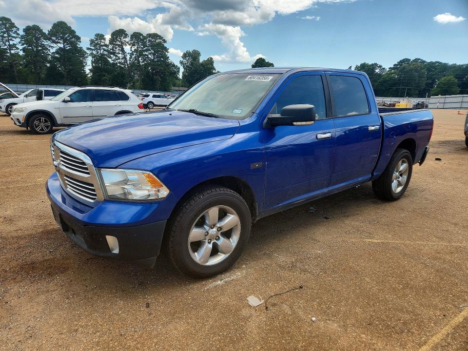 60416356 :رقم المزاد ، 1C6RR6LT3FS621615 vin ، 2015 Ram 1500 مزاد بيع