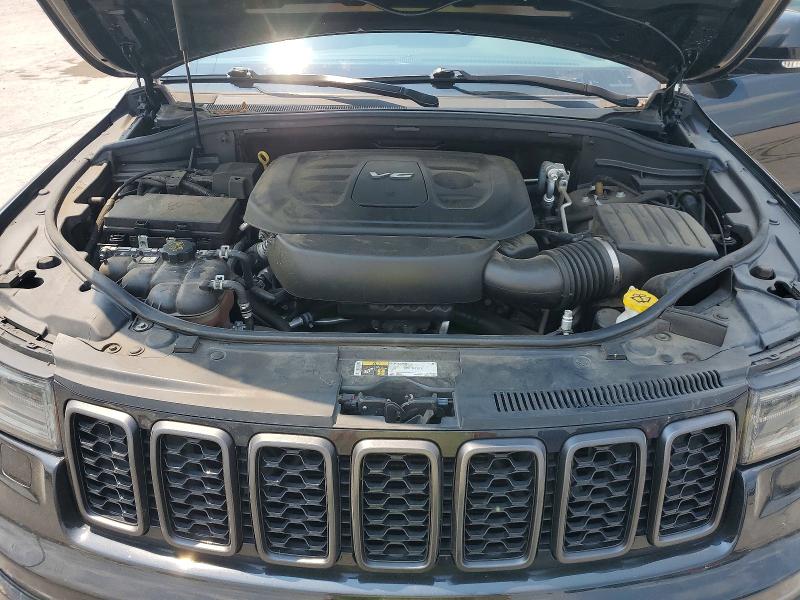 60641366 :رقم المزاد ، 1C4RJFCG0JC411141 vin ، 2018 Jeep Grand Cherokee مزاد بيع