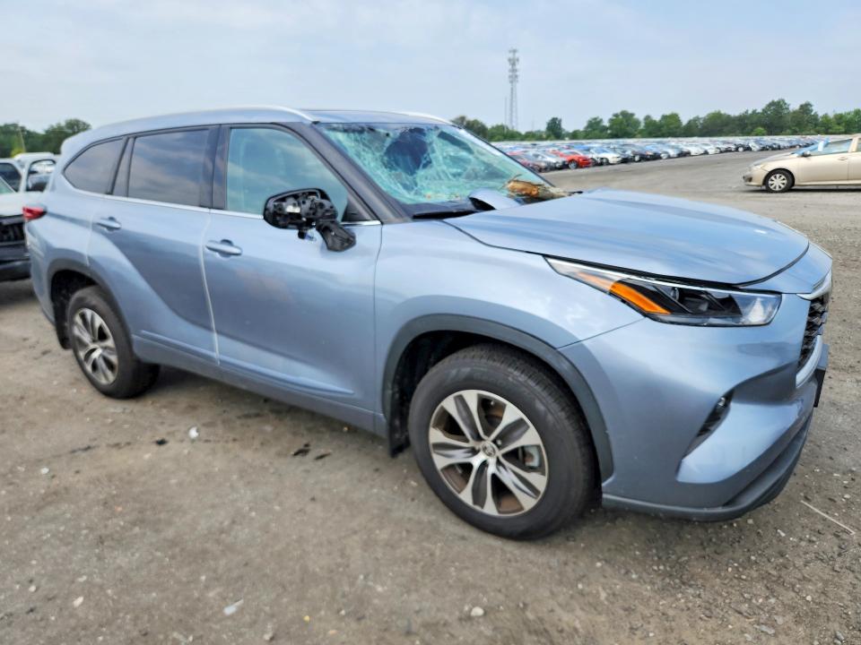 Продаж на аукціоні авто 2022 Toyota Highlander, vin: 5TDGZRBH0NS245770, номер лоту: 61055376