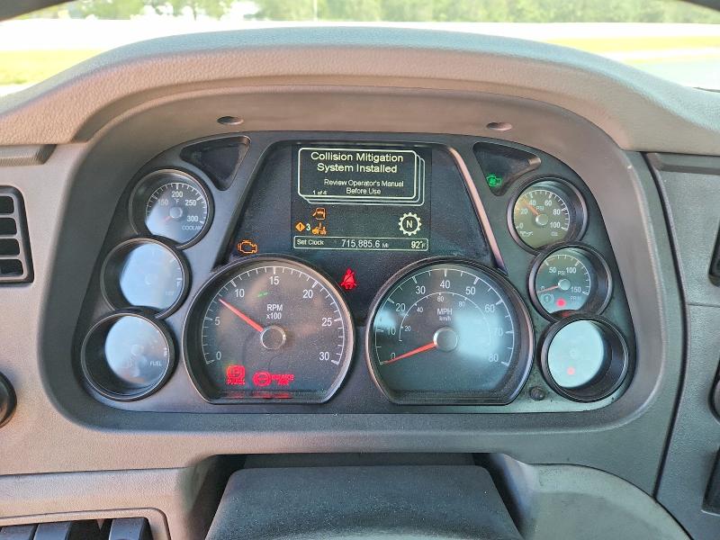 Продажа на аукционе авто 2016 Peterbilt 579, vin: 1XPBA48X2GD339858, номер лота: 61965866