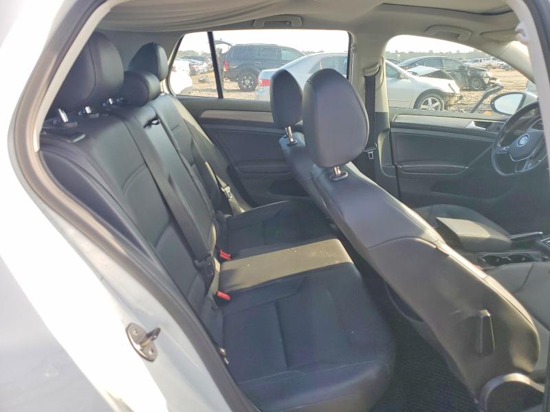 61628786 :رقم المزاد ، 3VW217AU0FM033180 vin ، 2015 Volkswagen Golf مزاد بيع