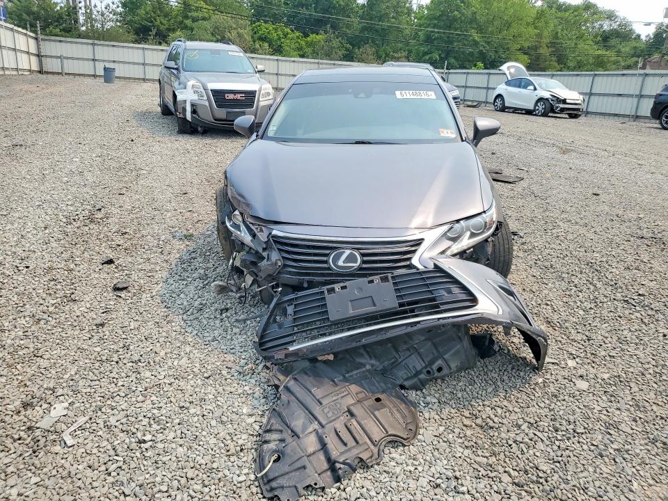 61148816 :رقم المزاد ، 58ABK1GG9HU066096 vin ، 2017 Lexus Es مزاد بيع
