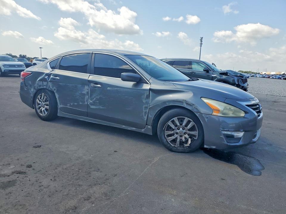 Продаж на аукціоні авто 2014 Nissan Altima, vin: 1N4AL3AP7EN374811, номер лоту: 62073236
