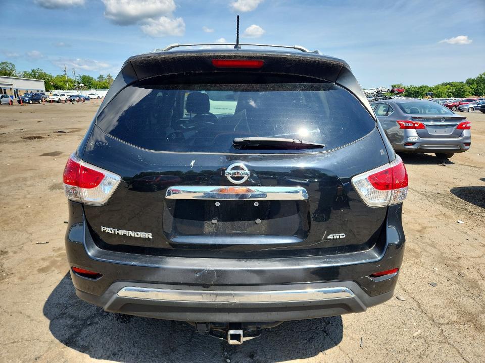 61762926 :رقم المزاد ، 5N1AR2MM6FC674577 vin ، 2015 Nissan Pathfinder مزاد بيع
