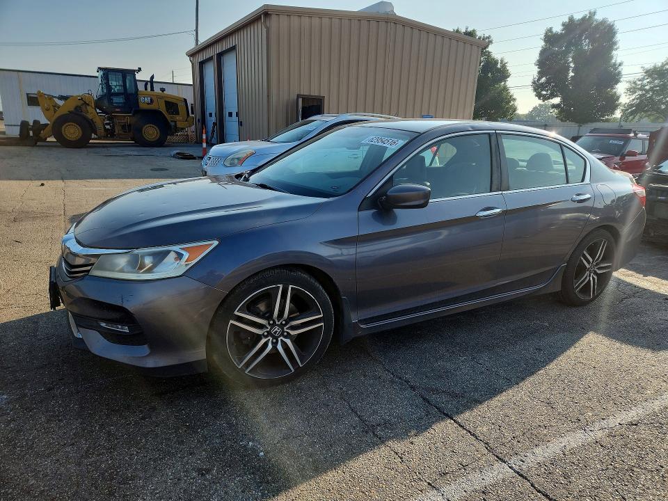 2017 Honda Accord მანქანა იყიდება აუქციონზე, vin: 1HGCR2F17HA007646, აუქციონის ნომერი: 62954516