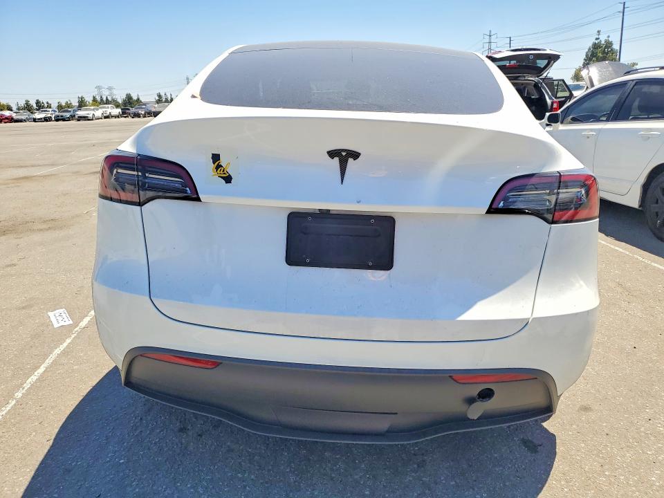 2024 Tesla Model Y მანქანა იყიდება აუქციონზე, vin: 7SAYGDED4RF196608, აუქციონის ნომერი: 60297436