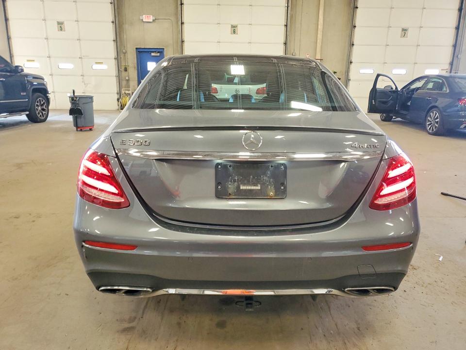 2017 Mercedes-benz E მანქანა იყიდება აუქციონზე, vin: WDDZF4KB7HA047422, აუქციონის ნომერი: 61874526