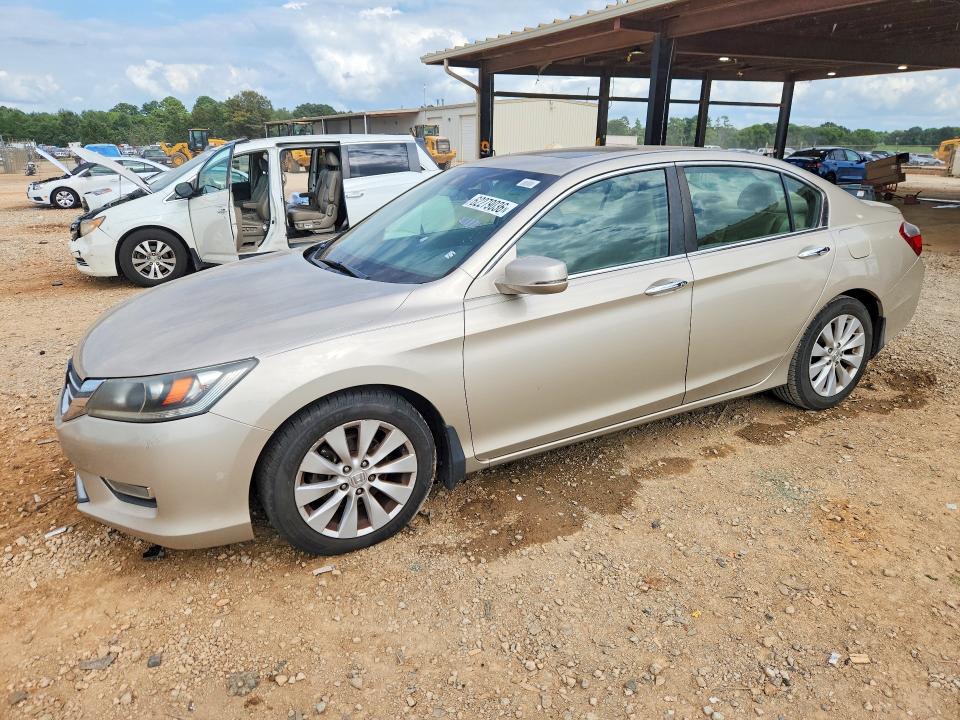 62279036 :رقم المزاد ، 1HGCR2F80DA097469 vin ، 2013 Honda Accord مزاد بيع