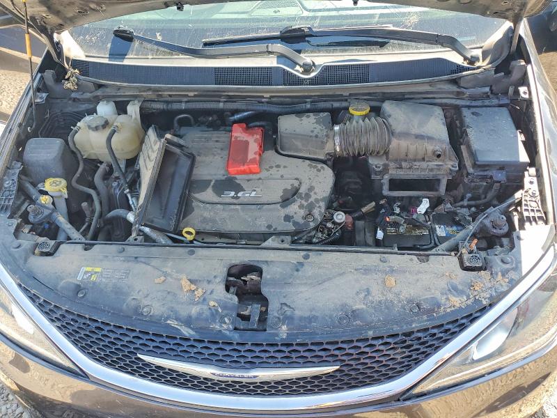 62272596 :رقم المزاد ، 2C4RC1BG9HR762453 vin ، 2017 Chrysler Pacifica مزاد بيع