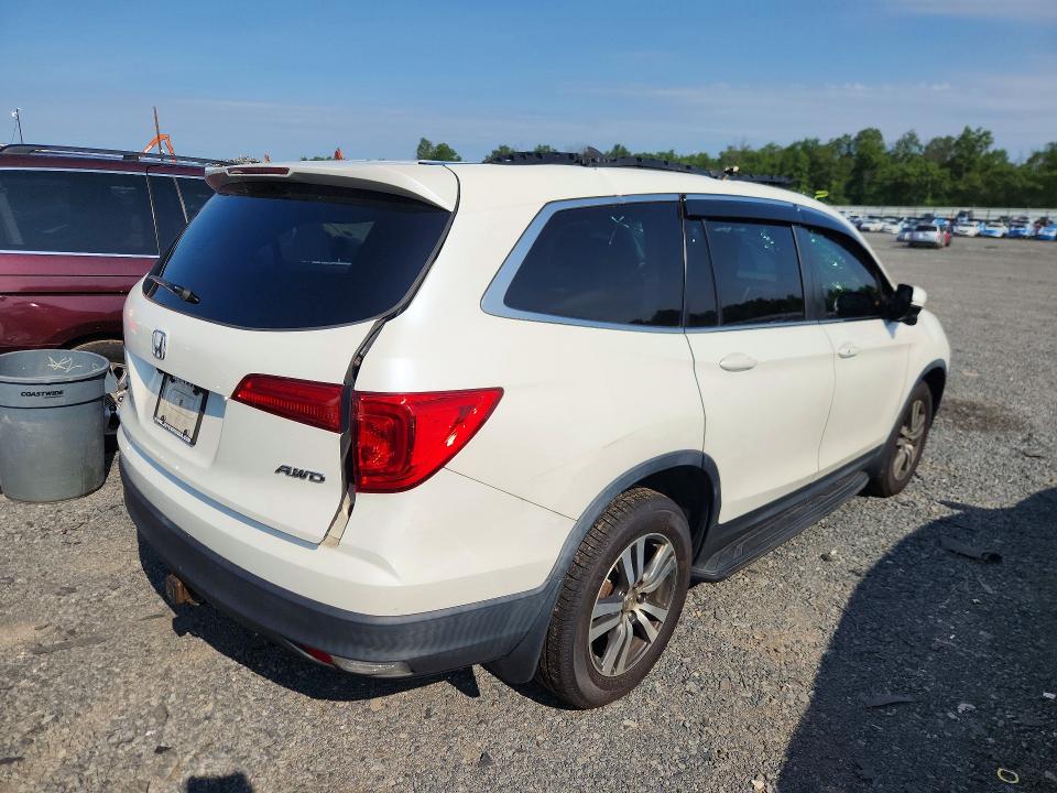 60419746 :رقم المزاد ، 5FNYF6H56JB008899 vin ، 2018 Honda Pilot مزاد بيع