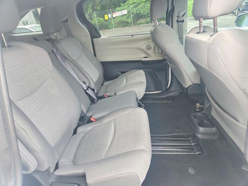 Aukcja sprzedaży 2024 Toyota Sienna, vin: 5TDKRKEC3RS195695, numer aukcji: 62875926