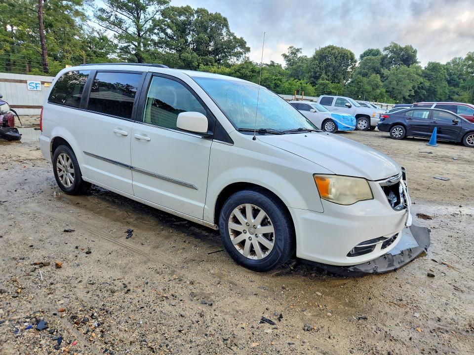 62201936 :رقم المزاد ، 2C4RC1BG0GR157767 vin ، 2016 Chrysler Town & Country مزاد بيع