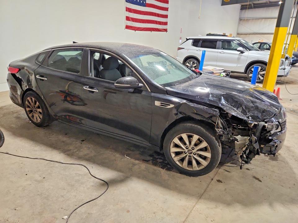 Продажа на аукционе авто 2016 Kia Optima, vin: 5XXGT4L33GG014955, номер лота: 62214936