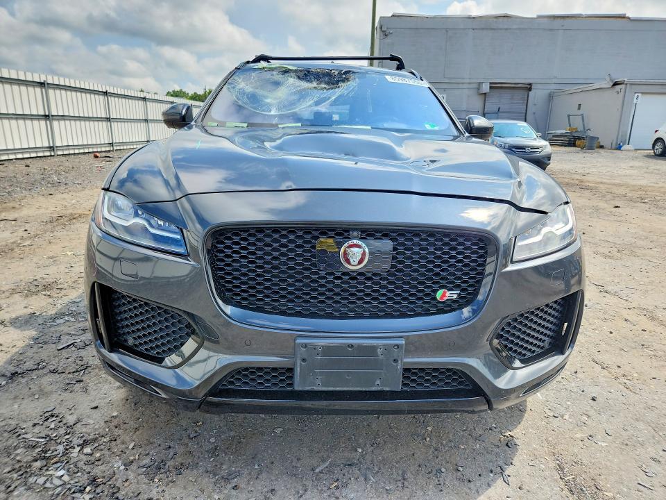 2018 Jaguar F-pace მანქანა იყიდება აუქციონზე, vin: SADCM2FV7JA328421, აუქციონის ნომერი: 85987555