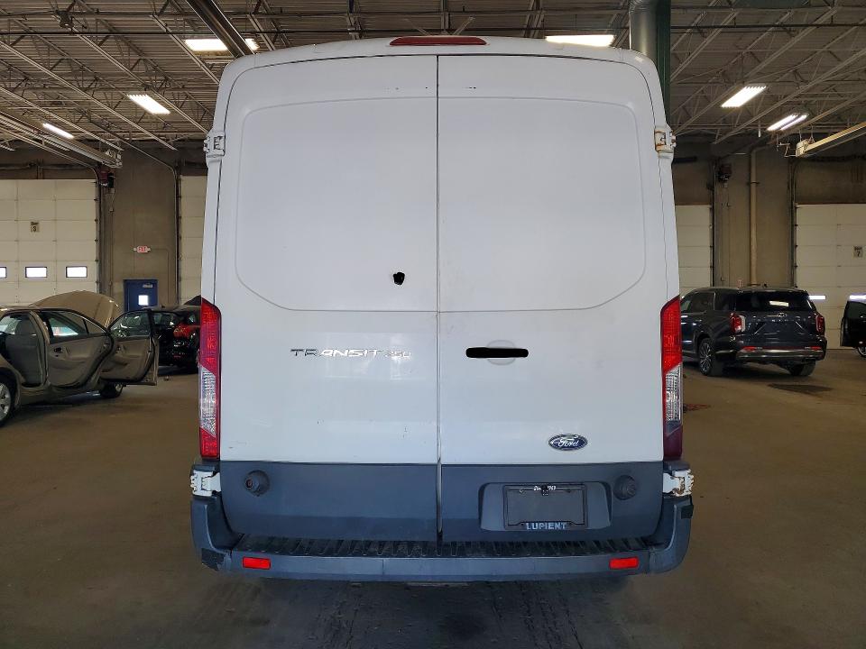 Продажа на аукционе авто 2015 Ford Transit, vin: 1FTNR2CM6FKA58469, номер лота: 63055346