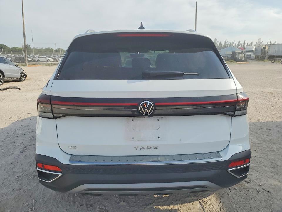 Продажа на аукционе авто 2025 Volkswagen Taos, vin: 3VVSC7B24SM048688, номер лота: 62451066