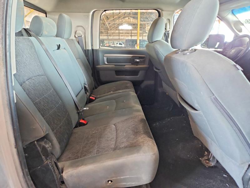 61485316 :رقم المزاد ، 3C6UR5ML1JG333840 vin ، 2018 Ram 2500 مزاد بيع