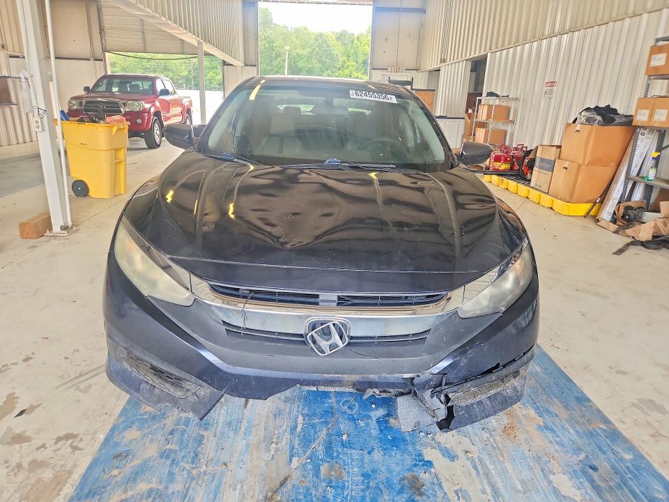 Продажа на аукционе авто 2018 Honda Civic, vin: 19XFC2F56JE005826, номер лота: 62455356
