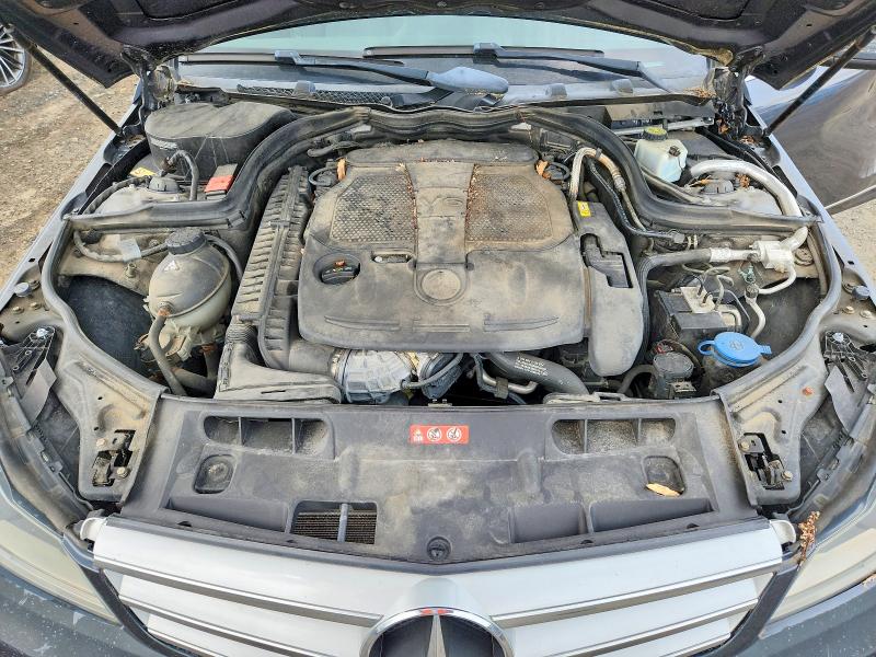 60042756 :رقم المزاد ، WDDGF8ABXDR276480 vin ، 2013 Mercedes-benz C مزاد بيع