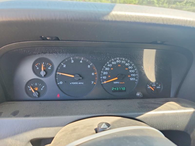 61736626 :رقم المزاد ، 1J8GW48J44C236925 vin ، 2004 Jeep Grand Cherokee مزاد بيع