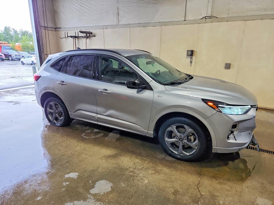 2024 Ford Escape მანქანა იყიდება აუქციონზე, vin: 1FMCU9MN4RUA51398, აუქციონის ნომერი: 59957276