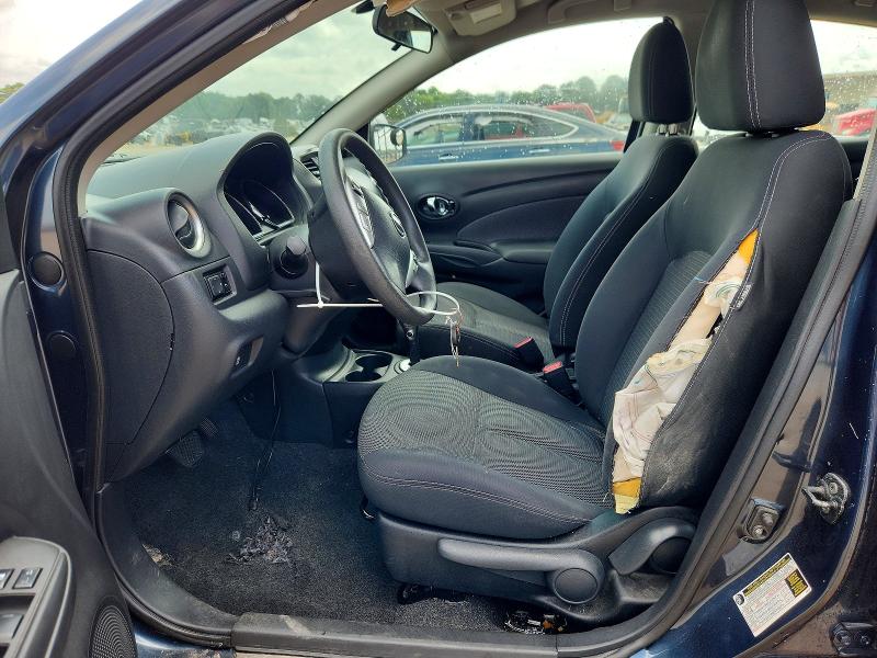 59835466 :رقم المزاد ، 3N1CN7AP4FL922420 vin ، 2015 Nissan Versa مزاد بيع