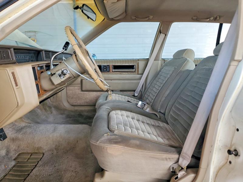 61243606 :رقم المزاد ، 1G6CD6982F4395218 vin ، 1985 Cadillac Deville مزاد بيع