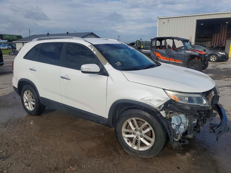 2015 Kia Sorento მანქანა იყიდება აუქციონზე, vin: 5XYKT3A66FG556322, აუქციონის ნომერი: 61166896