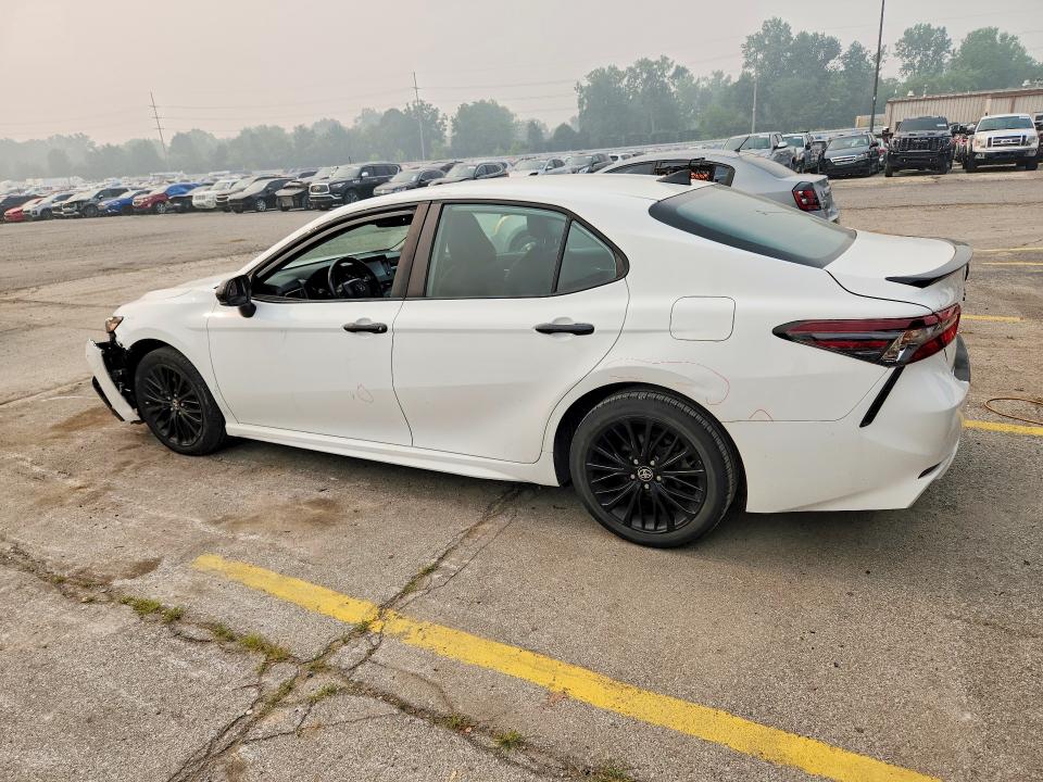 Auction sale of the 2021 Toyota Camry, vin: 4T1G11AK2MU451653, lot number: 61543986