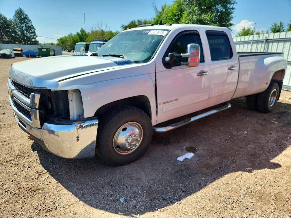 59739786 :رقم المزاد ، 1GCJK33697F544441 vin ، 2007 Chevrolet Silverado مزاد بيع