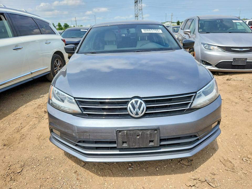 60665766 :رقم المزاد ، 3VWD17AJ6GM284091 vin ، 2016 Volkswagen Jetta مزاد بيع