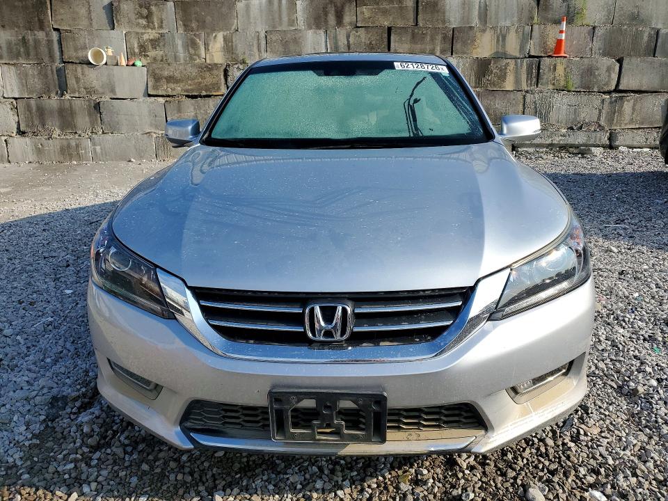 Продажа на аукционе авто 2013 Honda Accord, vin: 1HGCR2F85DA062524, номер лота: 62128726