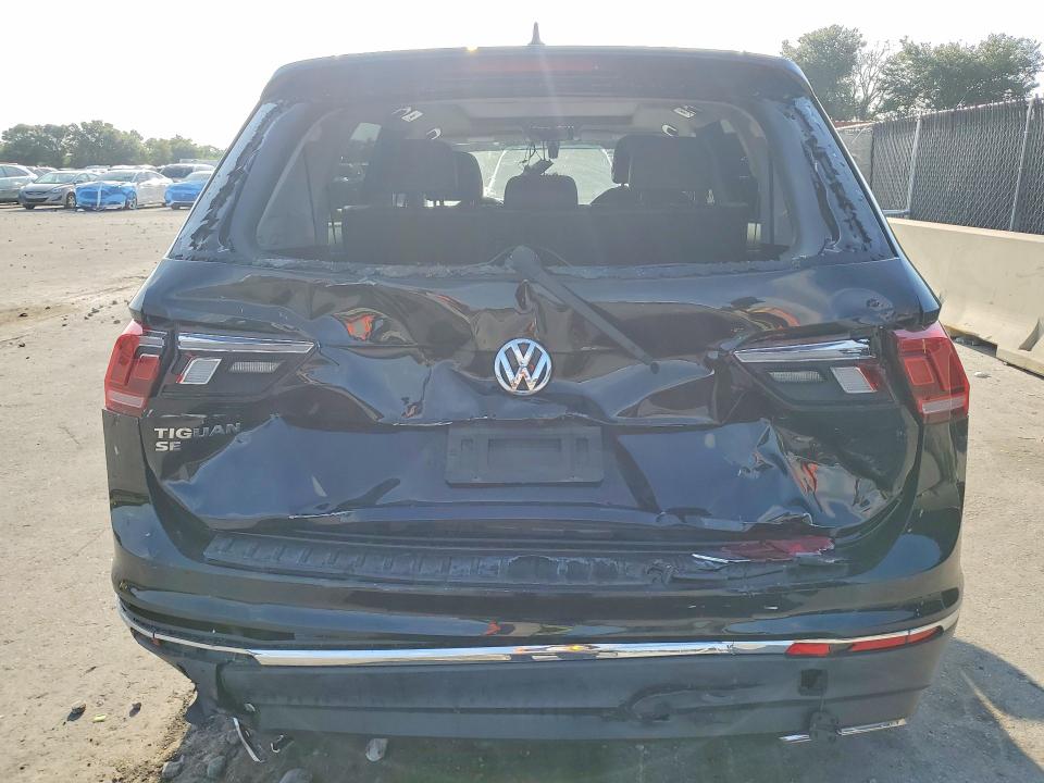 62035456 :رقم المزاد ، 3VV3B7AX9MM122064 vin ، 2021 Volkswagen Tiguan مزاد بيع