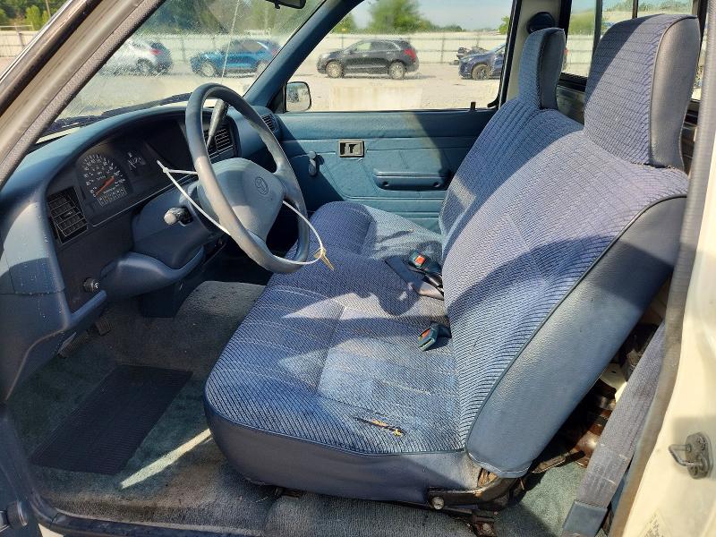 62290666 :رقم المزاد ، 4TARN81P6NZ001607 vin ، 1992 Toyota Pickup مزاد بيع