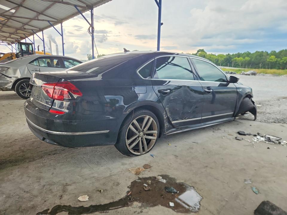 Продажа на аукционе авто 2017 Volkswagen Passat, vin: 1VWDT7A31HC055994, номер лота: 61698016