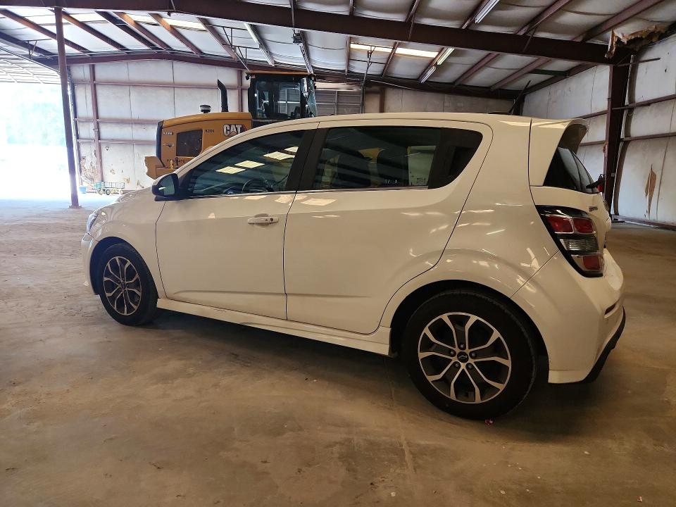 61574076 :رقم المزاد ، 1G1JD6SBXK4128101 vin ، 2019 Chevrolet Sonic مزاد بيع