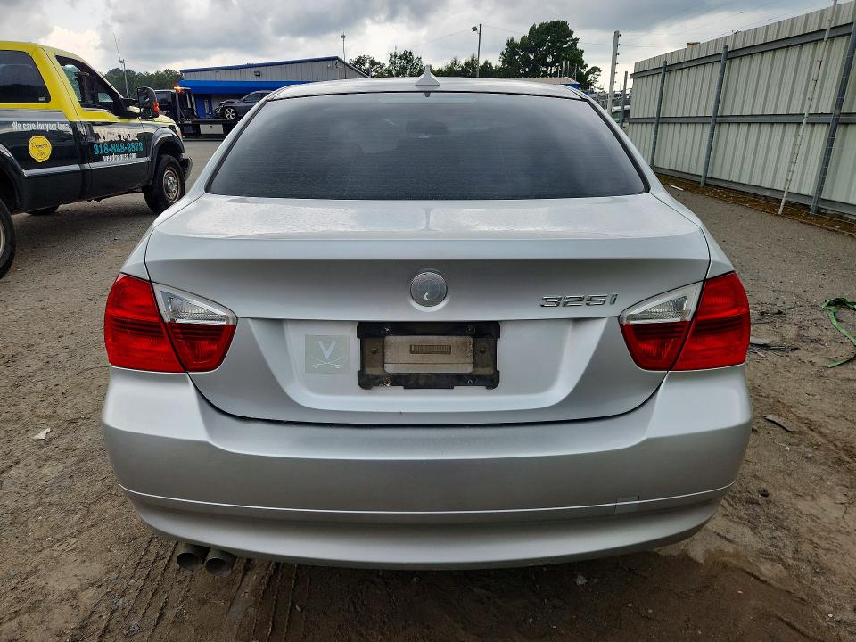 60765666 :رقم المزاد ، WBAVB135X6PT19190 vin ، 2006 Bmw 325 مزاد بيع