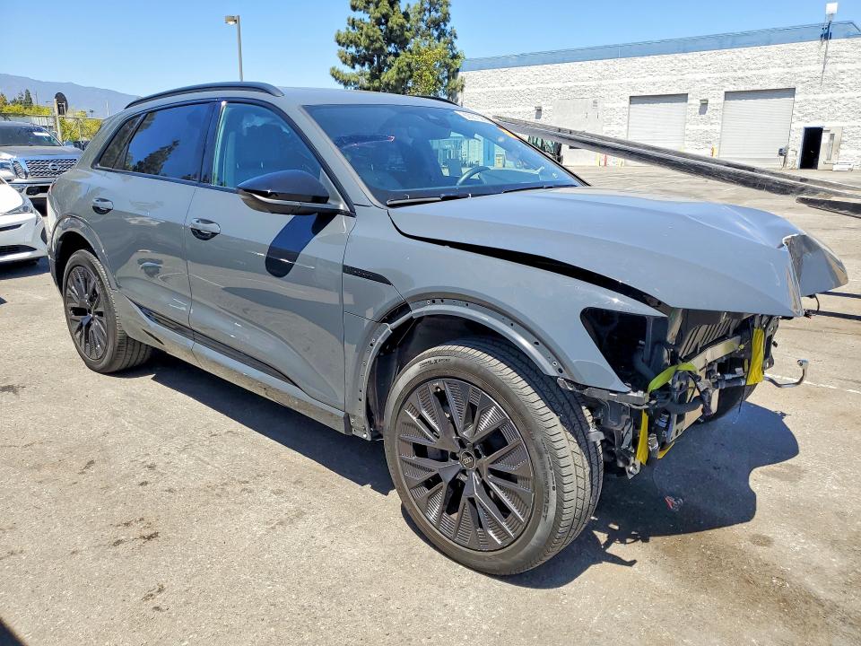 Продаж на аукціоні авто 2024 Audi Q8 E-tron, vin: WA16AAGE7RB026301, номер лоту: 60087396