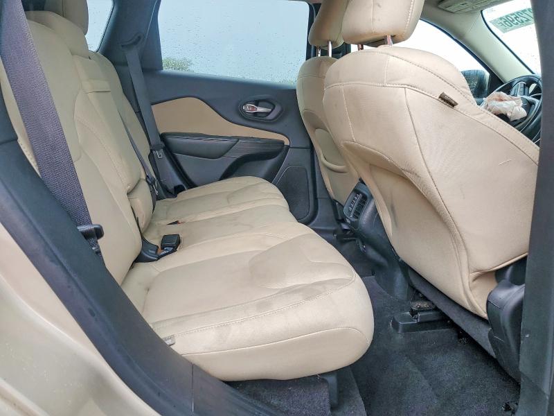 Auction sale of the 2015 Jeep Cherokee, vin: 1C4PJLCB7FW590097, lot number: 60872596