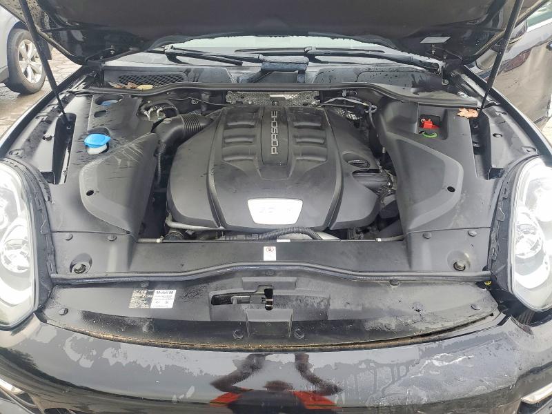 59218656 :رقم المزاد ، WP1AF2A24GKA40920 vin ، 2016 Porsche Cayenne مزاد بيع