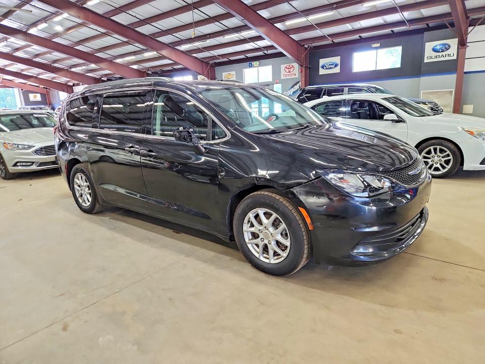 2020 Chrysler Voyager მანქანა იყიდება აუქციონზე, vin: 2C4RC1DG1LR172477, აუქციონის ნომერი: 62225466
