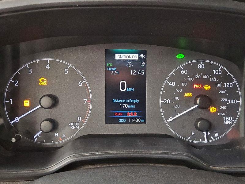 60162166 :رقم المزاد ، 7MUFBABGXRV052028 vin ، 2024 Toyota Corolla Cross Hybrid مزاد بيع