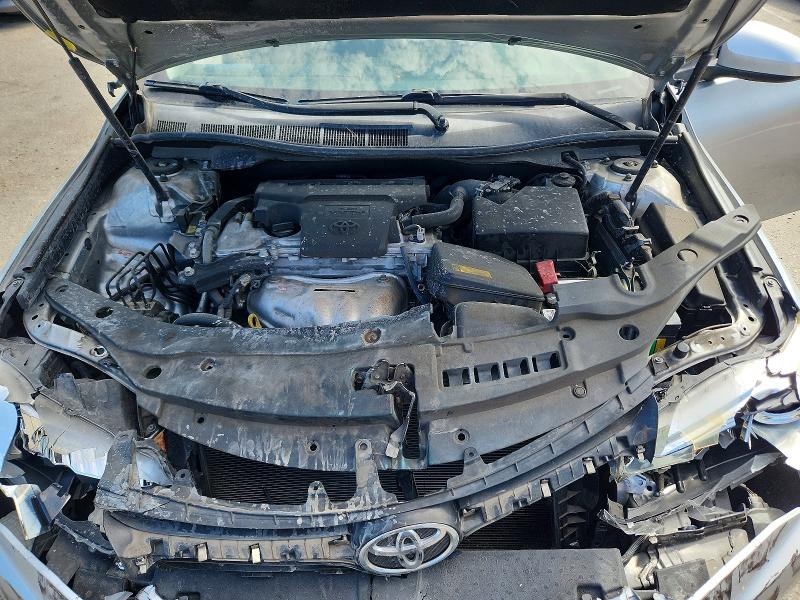 62008866 :رقم المزاد ، 4T4BF1FK1FR464455 vin ، 2015 Toyota Camry مزاد بيع