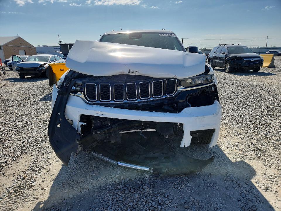 61319816 :رقم المزاد ، 1C4RJKBG7M8205588 vin ، 2021 Jeep Grand Cherokee مزاد بيع