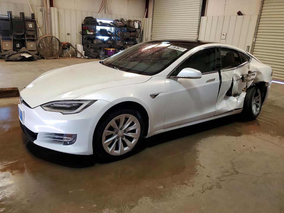 Aukcja sprzedaży 2017 Tesla Model S, vin: 5YJSA1E11HF225960, numer aukcji: 59797366
